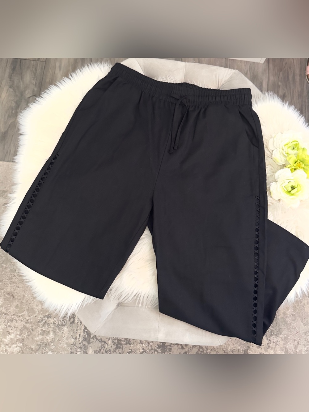 Black Cropped Pants With Lattice Peep Side Accents Sz MED NEW!
